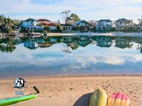 Renovated Beautiful Holiday Home with a Private Beach & Stunning Views!